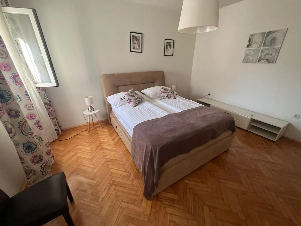 Apartments Lili Family Zadar